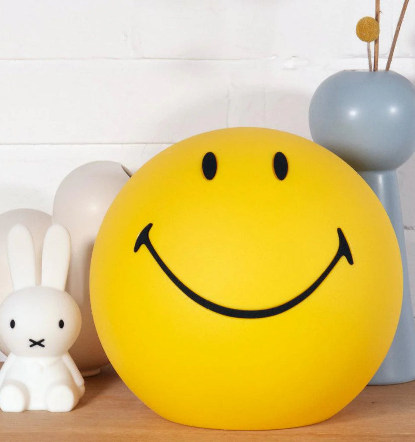 Smiling Table Lamp - Yiarolight