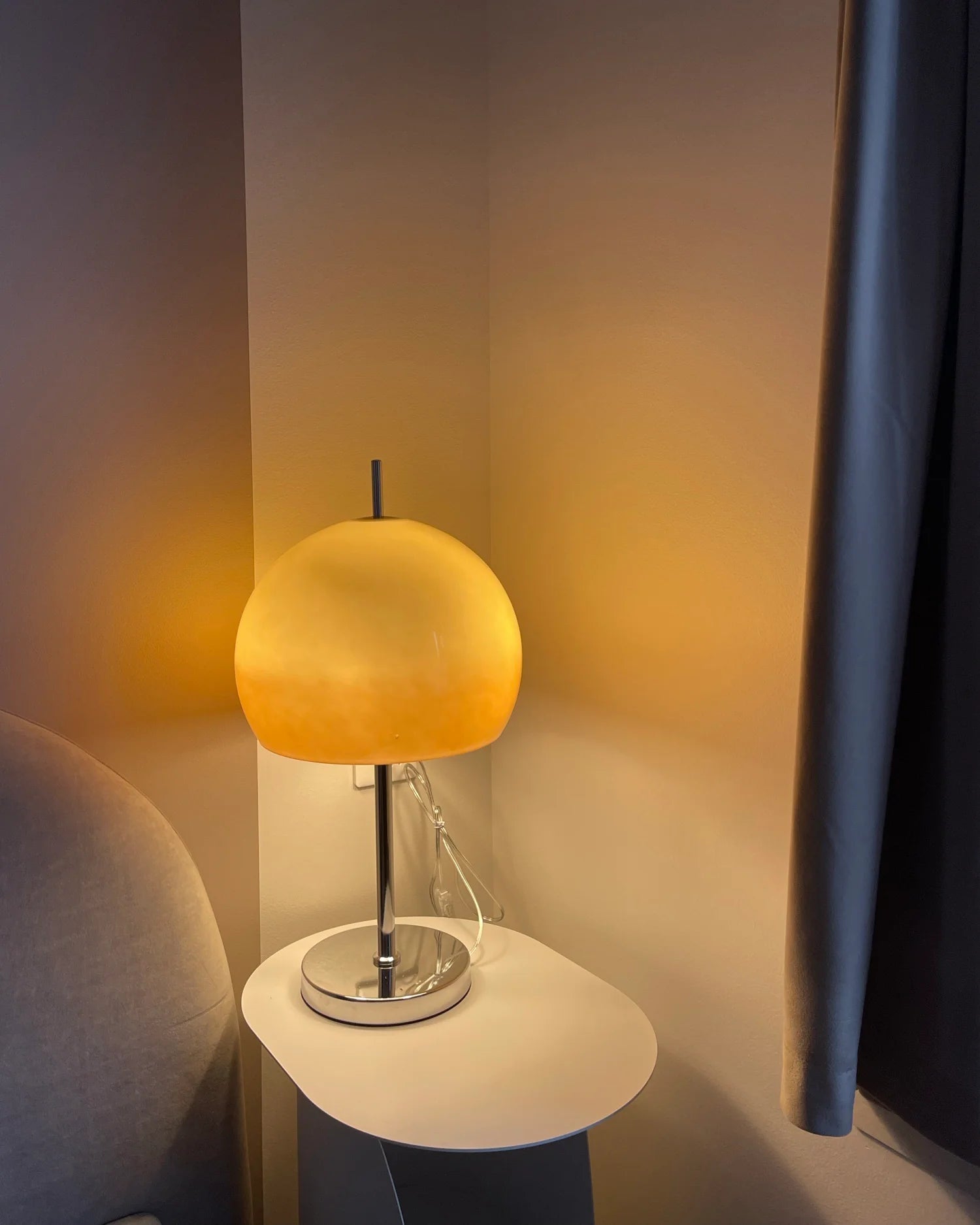 Mushroom Brown Table Lamp - Yiarolight