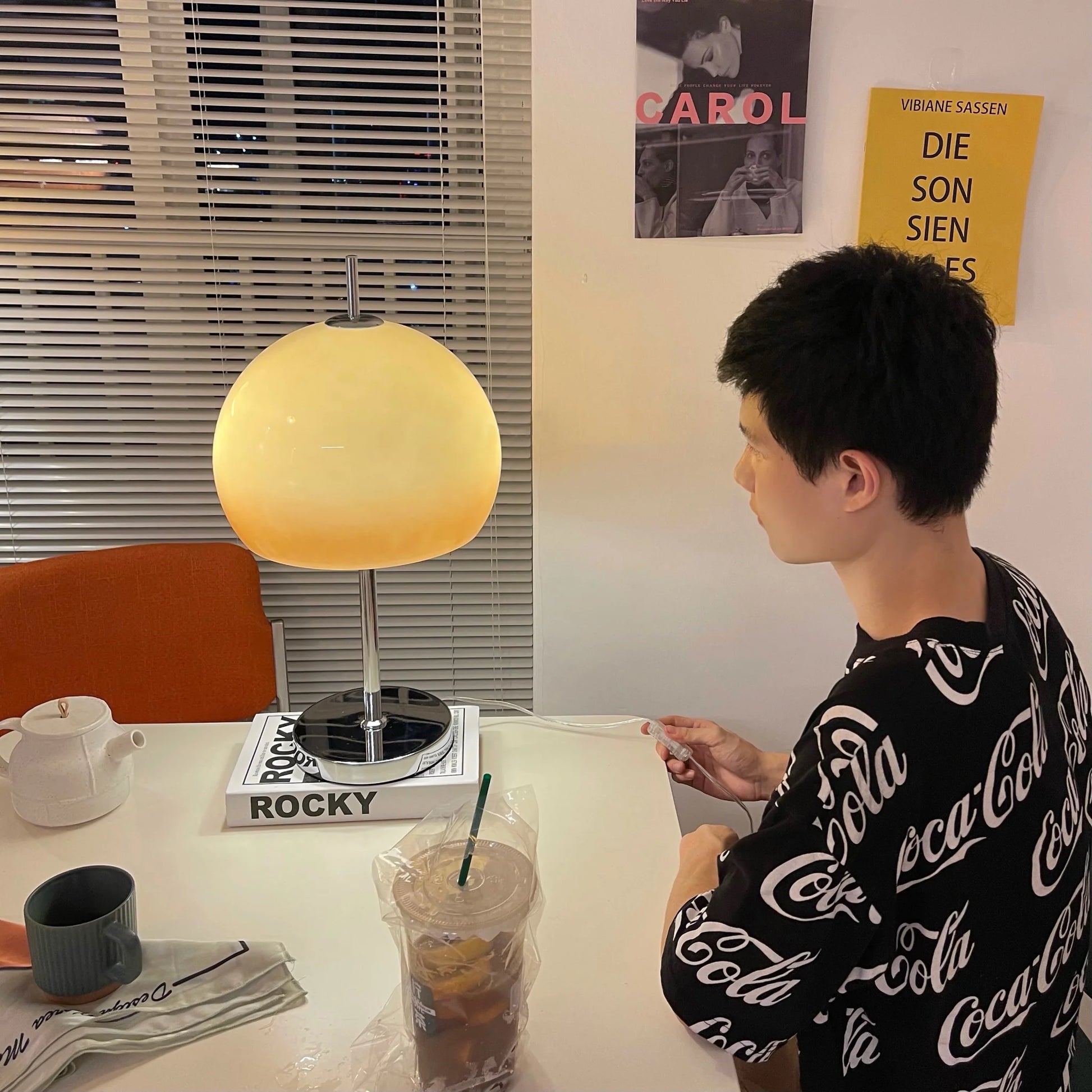 Mushroom Brown Table Lamp - Yiarolight
