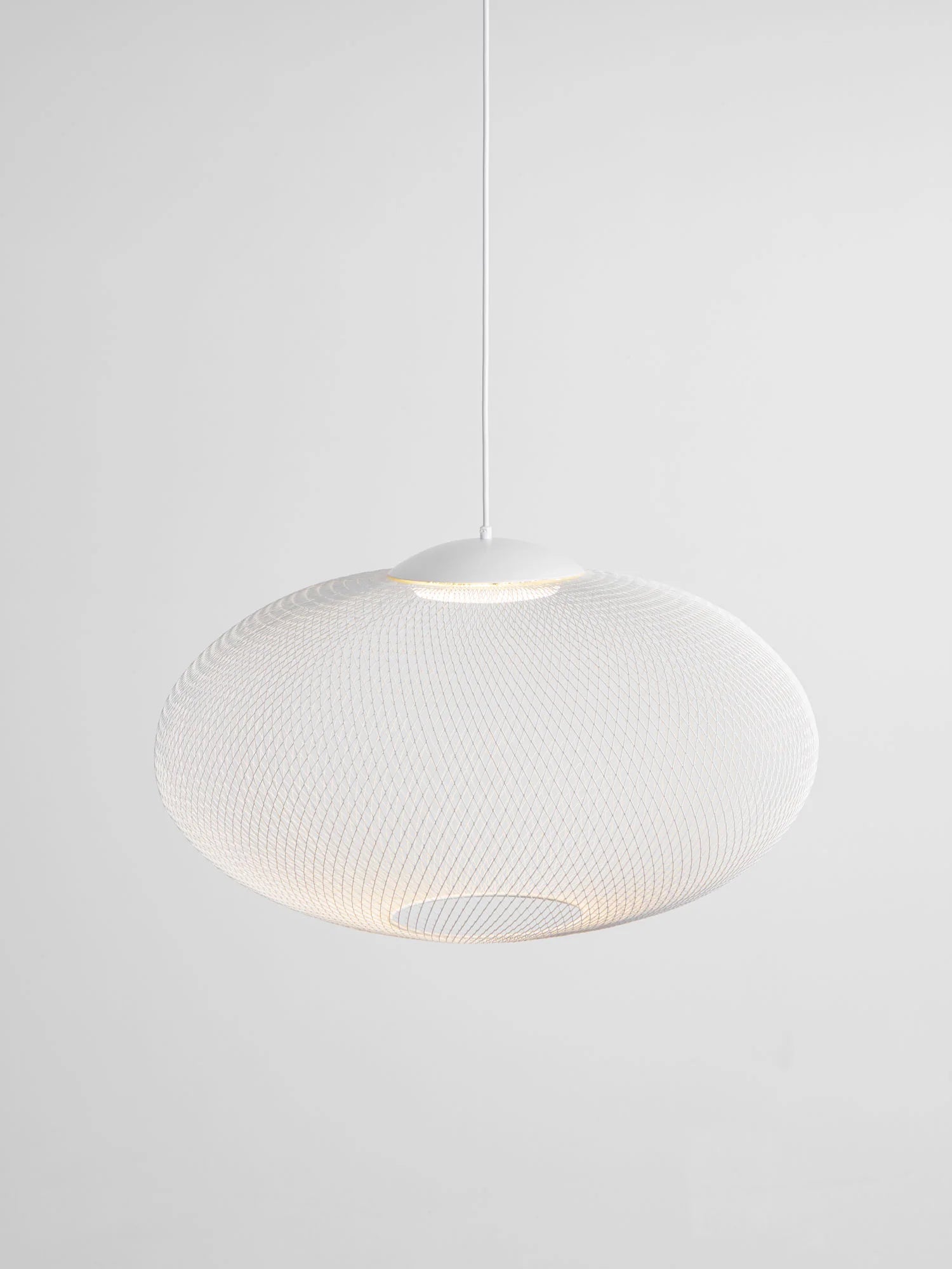 Metallic Meshwork Pendant Lamp