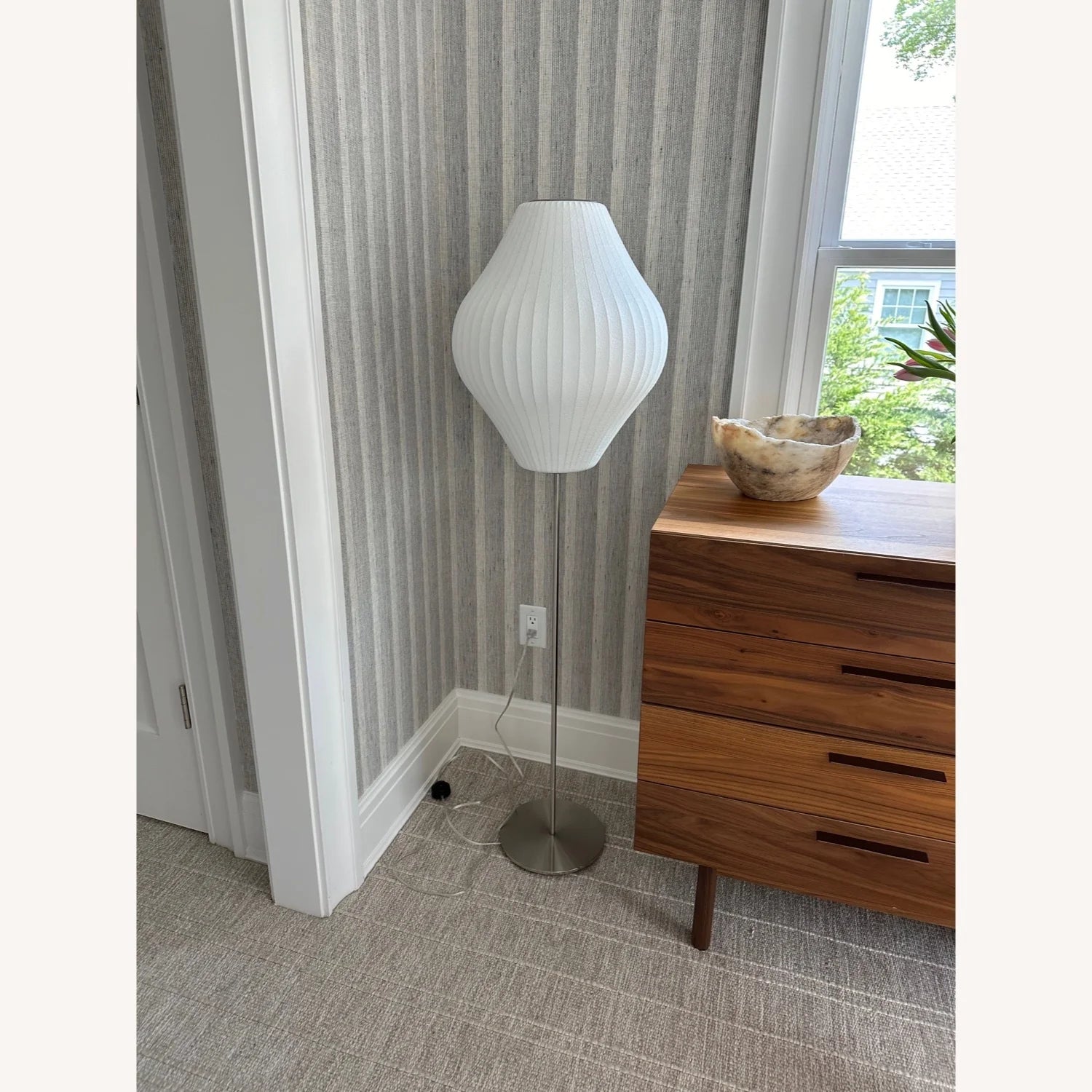 Nelson Floor Lamp - Yiarolight
