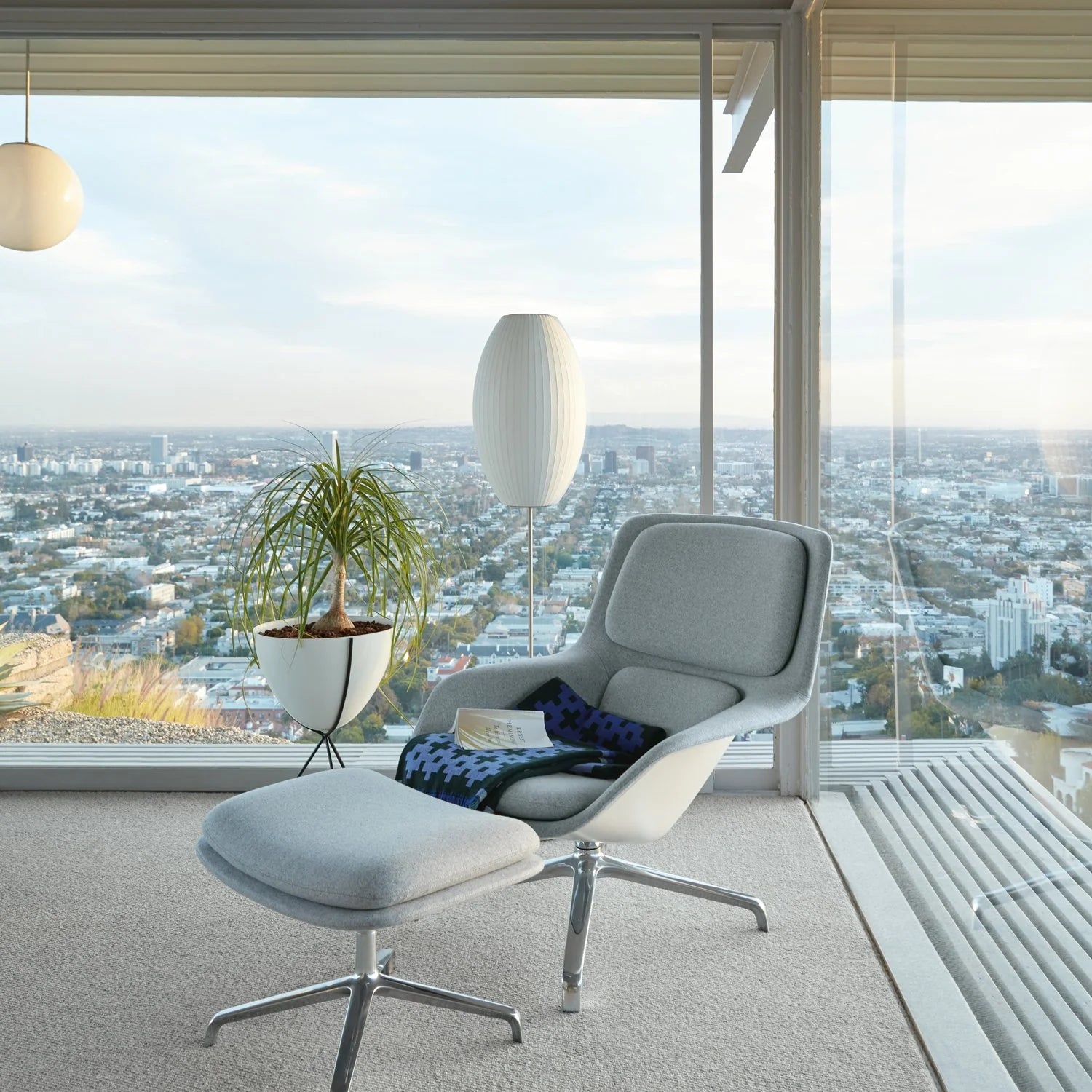 Nelson Floor Lamp - Yiarolight