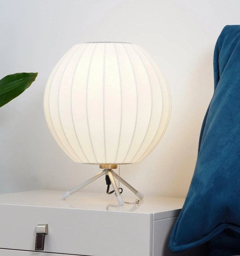 Nelson Tripod Table Lamp - Yiarolight