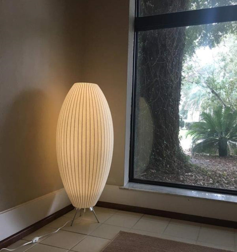 Nelson Tripod Table Lamp - Yiarolight