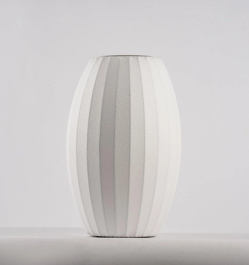 Nelson Tripod Table Lamp - Yiarolight
