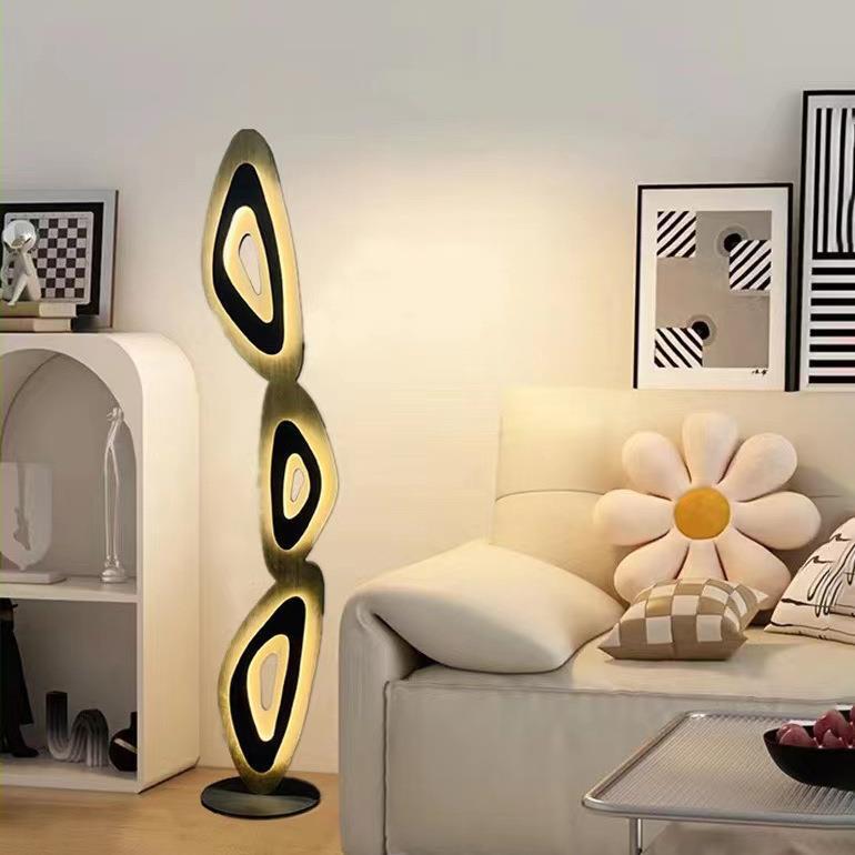 Nevis Floor Lamp - Yiarolight