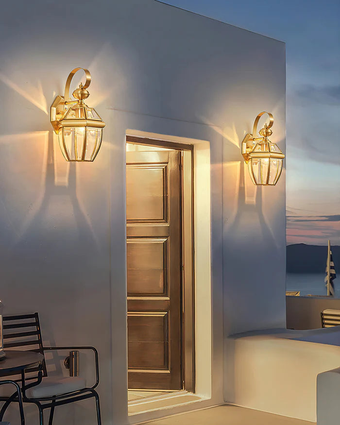 Newbury Outdoor Wall Light - Auraolight
