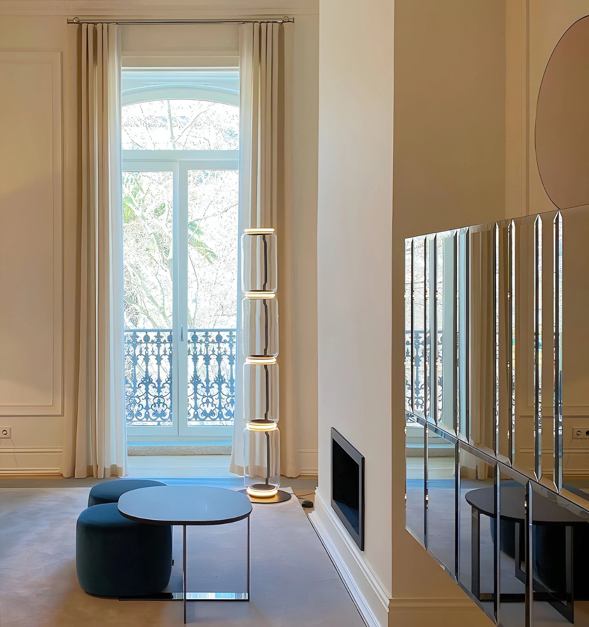 Noctambule Floor Lamp - Yiarolight