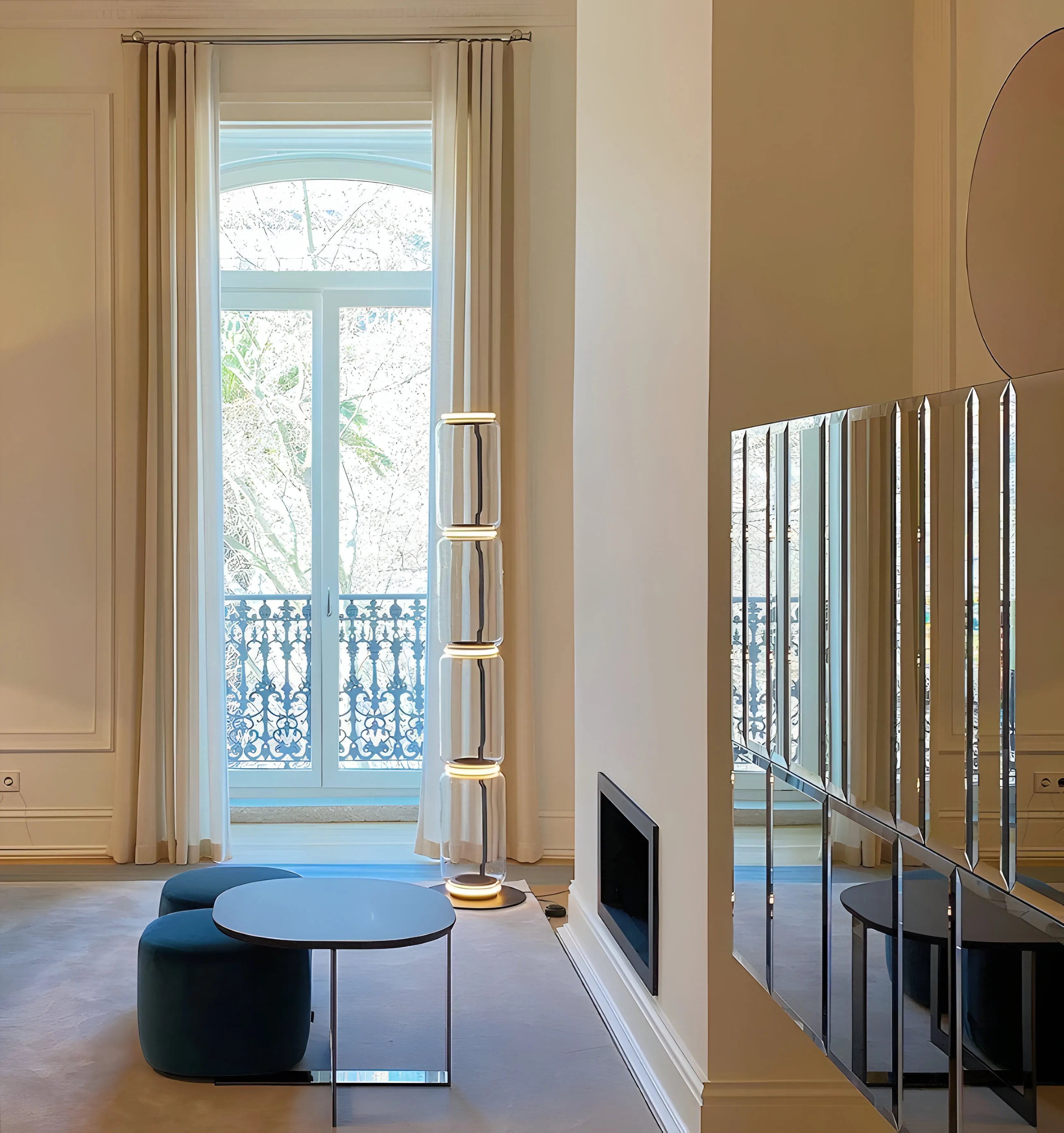 Noctambule Floor Lamp - Yiarolight