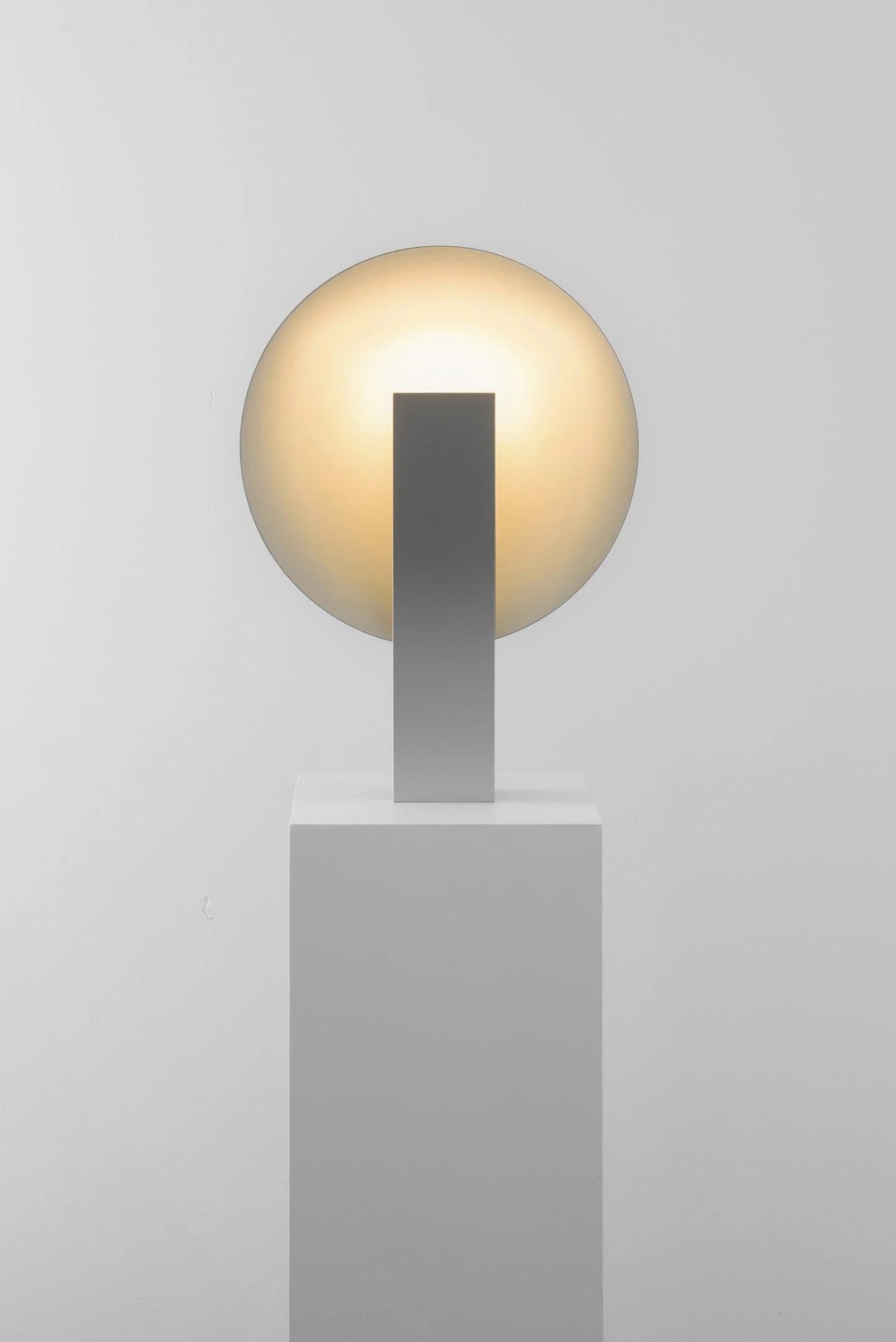 Orbe Table Lamp - Yiarolight