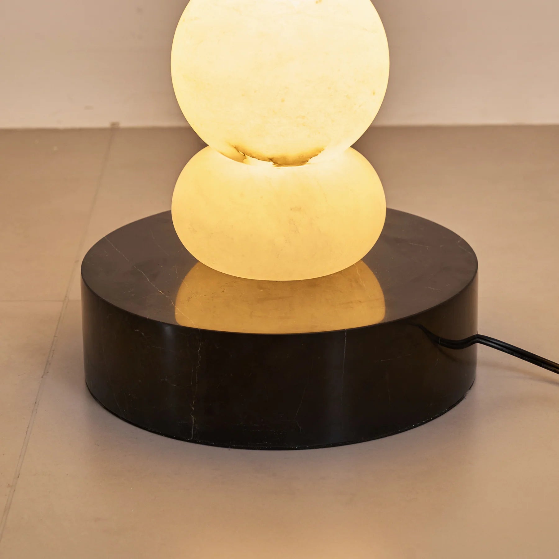 Pagoda Floor Lamp - Yiarolight