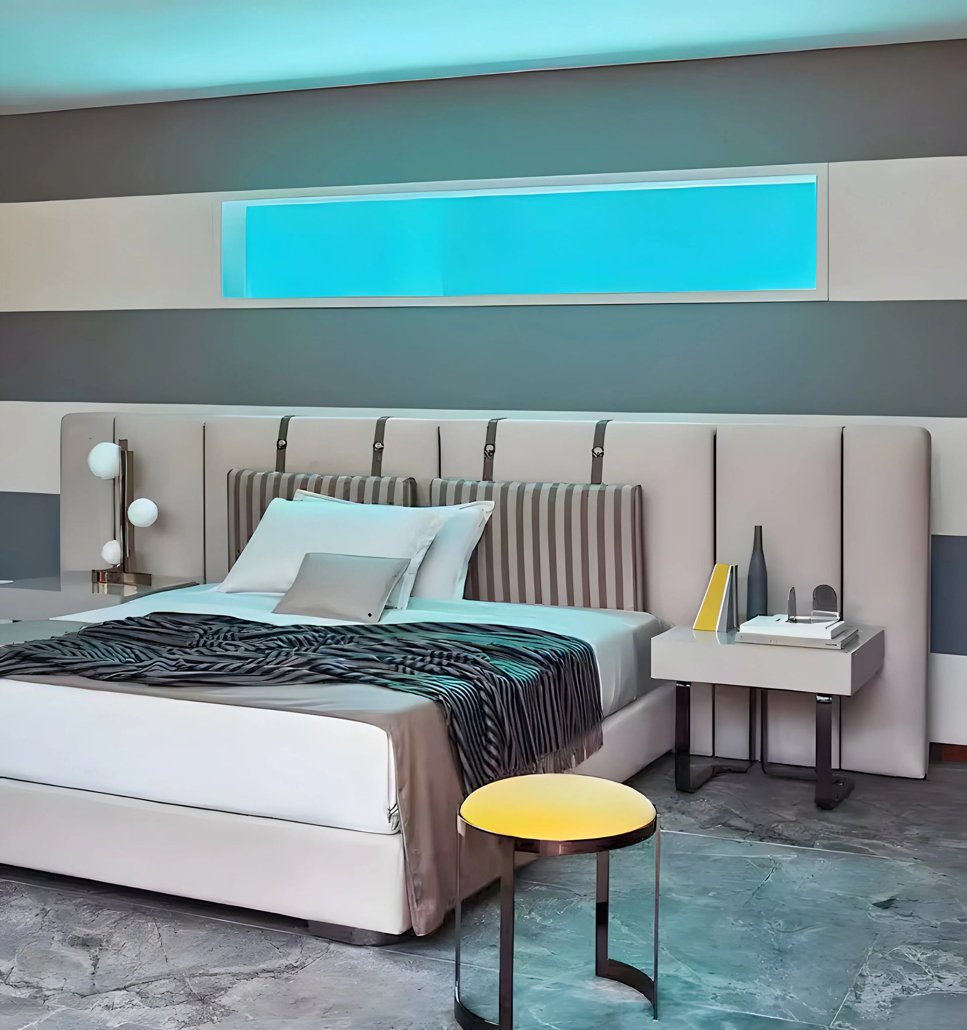 Pascal Table Lamp - Yiarolight