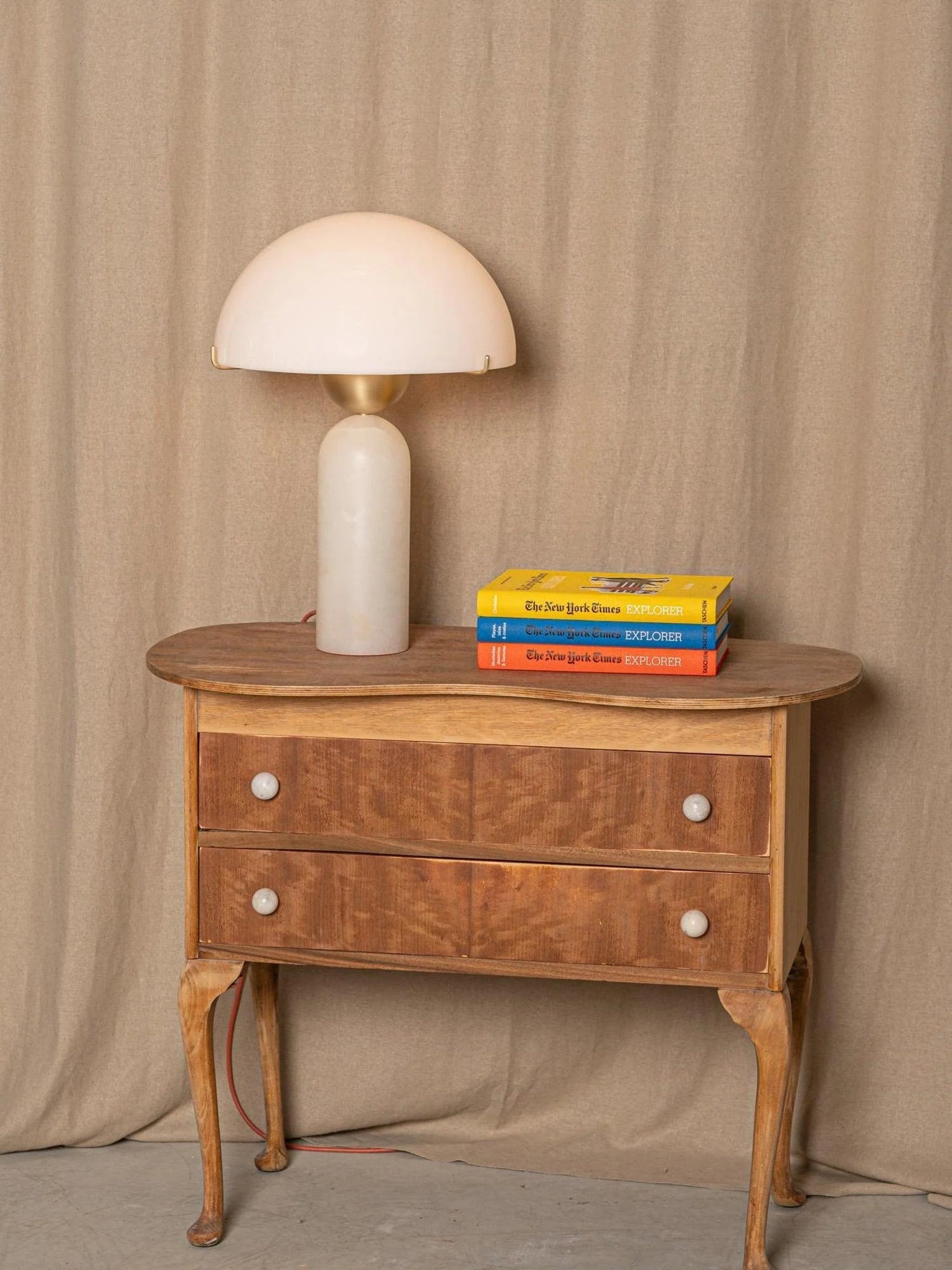 Peono Alabaster Table Lamp - Yiarolight