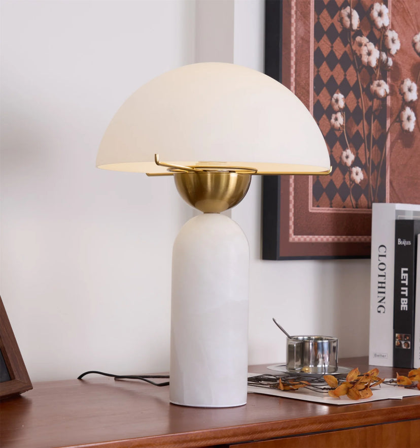 Peono Alabaster Table Lamp - Yiarolight
