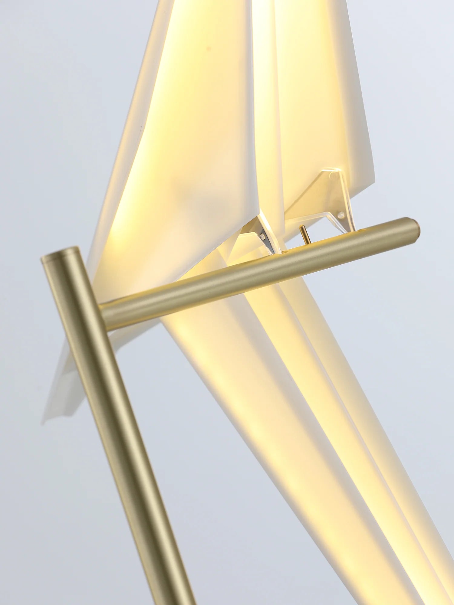 Paper Crane Bird Table Lamp - Yiarolight