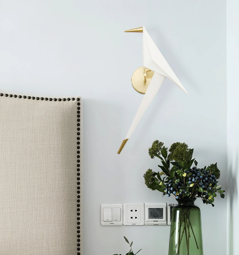 Paper Crane Bird Wall Lamp - Yiarolight
