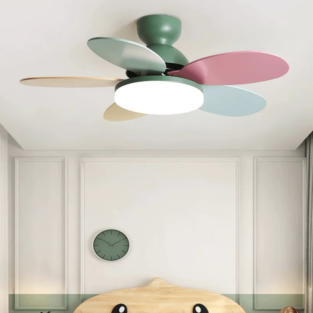 Petalo Ceiling Fan Light - Yiarolight