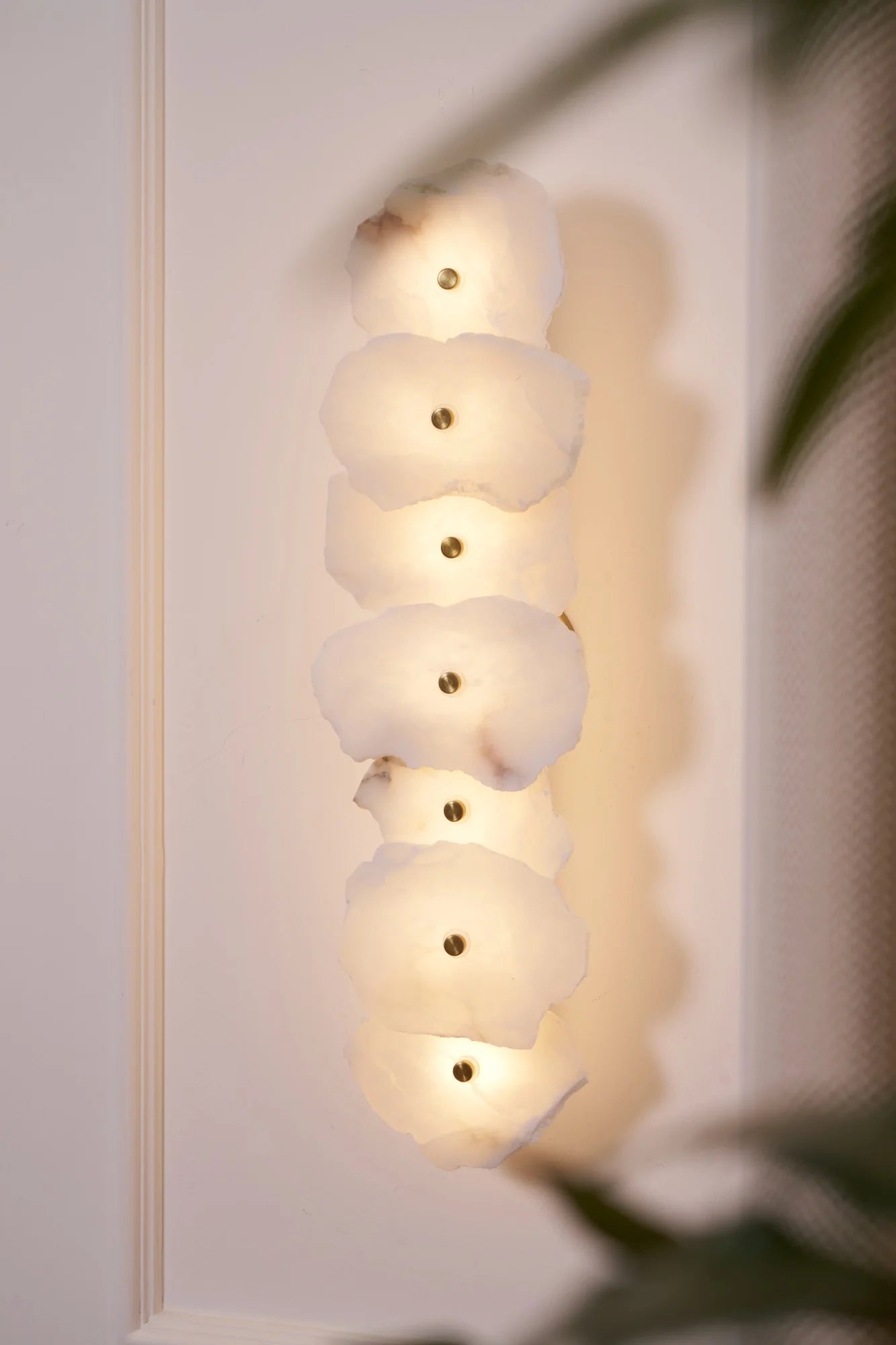 Petra Alabaster Wall Lamp - Yiarolight