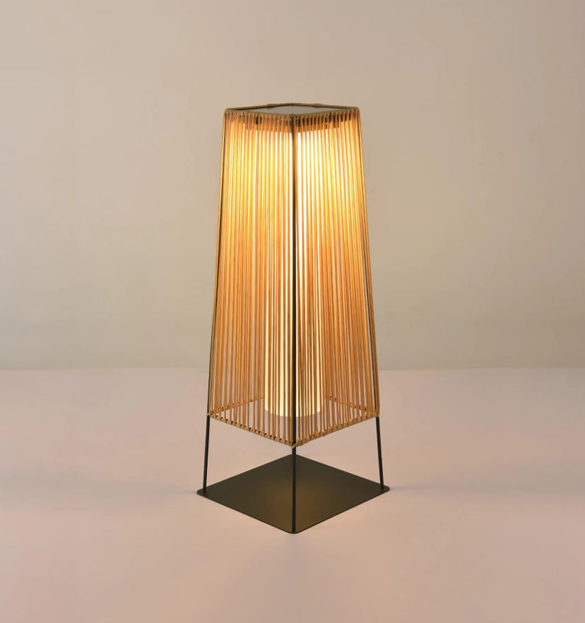 Plastic Rattan Outdoor Post Light - Yiarolight