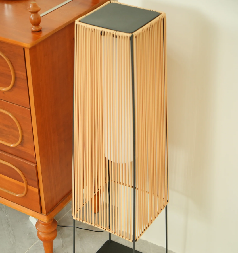 Plastic Rattan Outdoor Post Light - Yiarolight