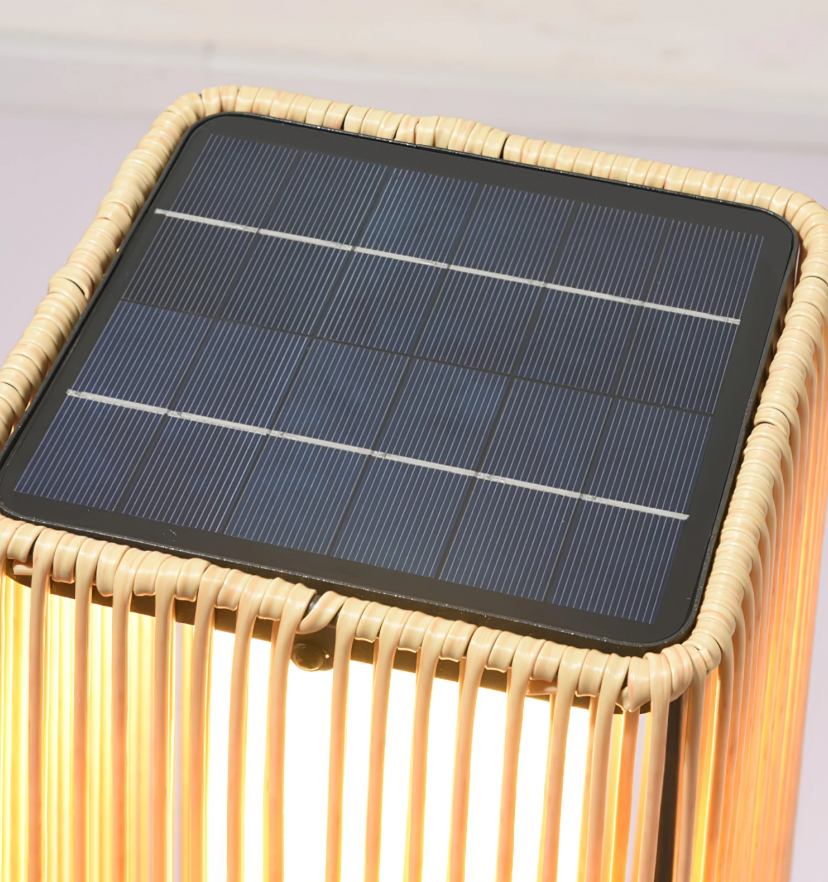 Plastic Rattan Outdoor Post Light - Yiarolight