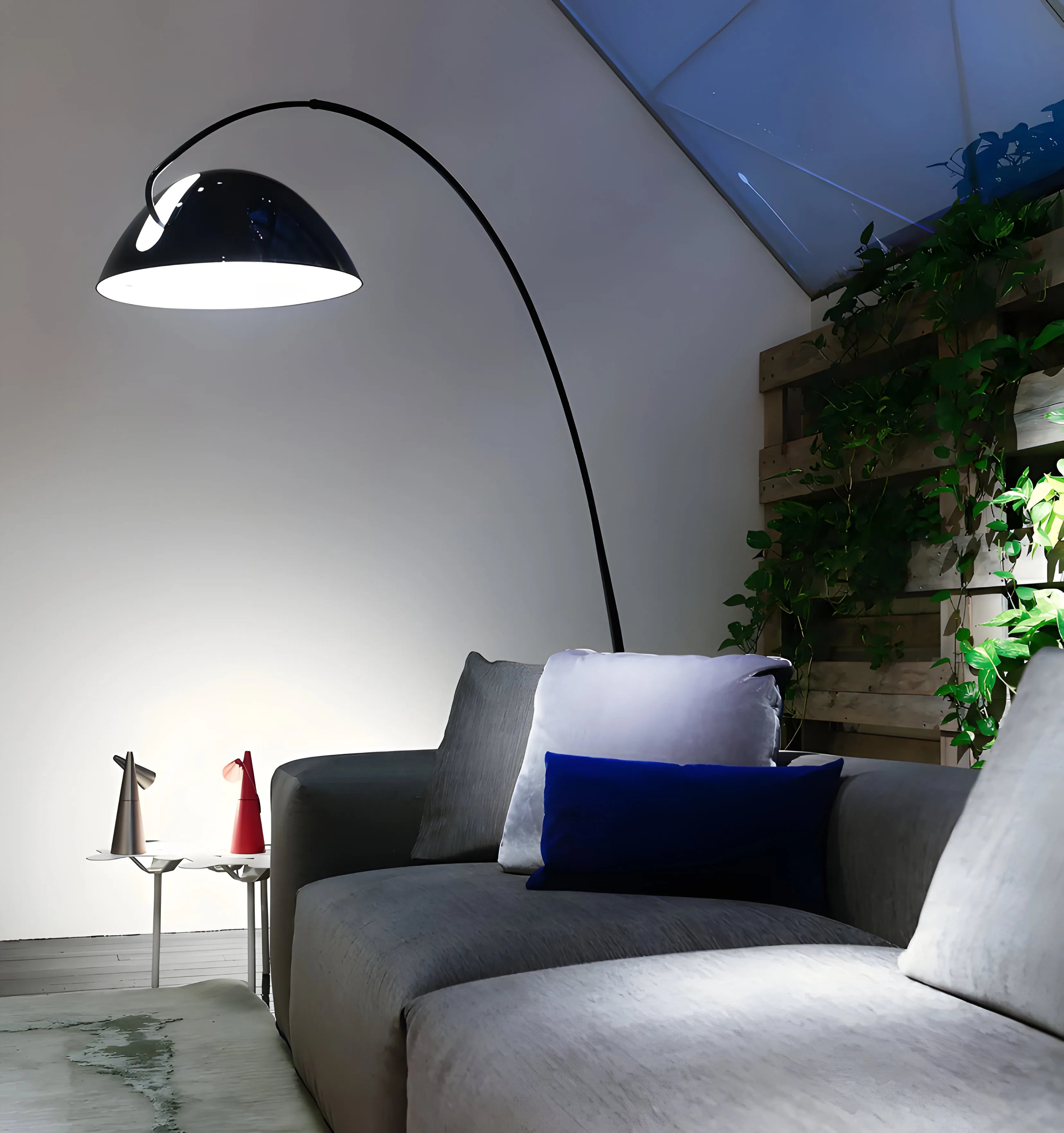 Verse Arc Floor Lamp - Yiarolight