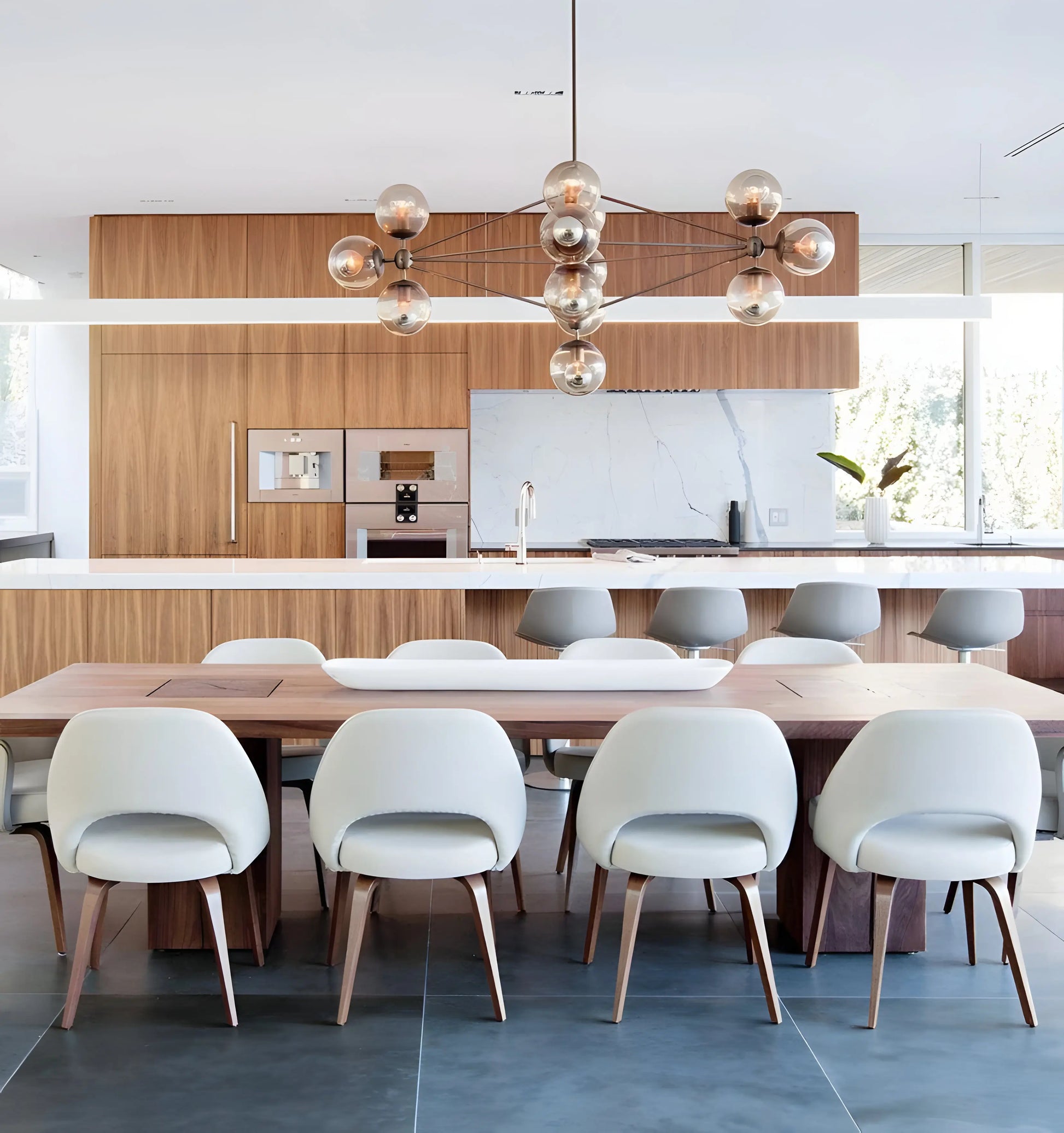 Possini Euro Gable Modo Chandeliers - Yiarolight