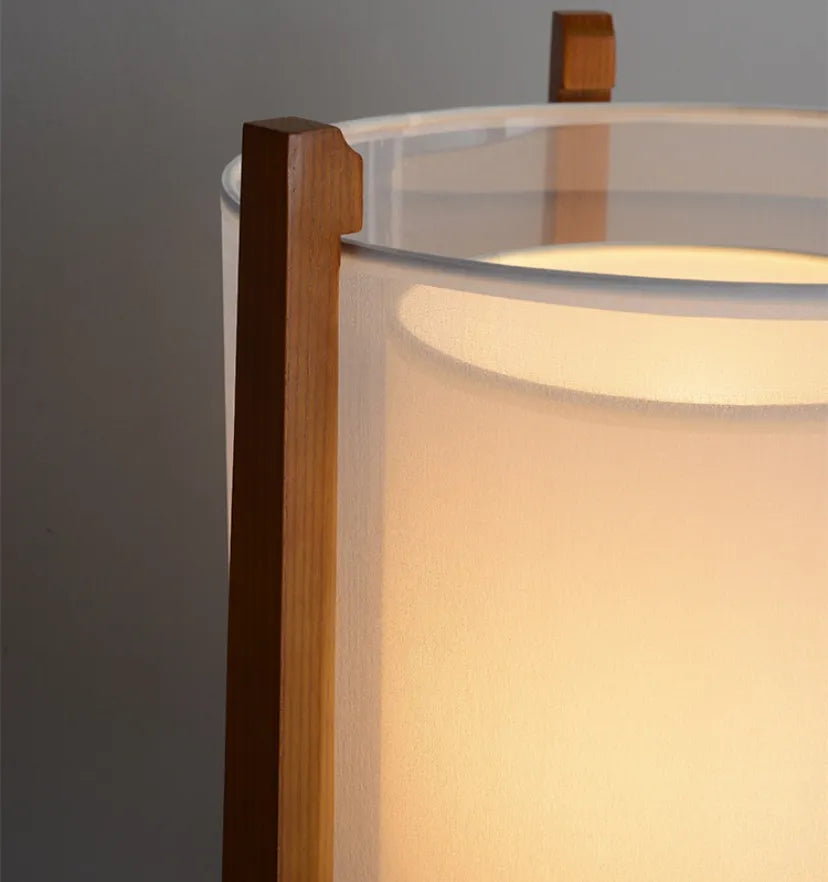 Quinn Lantern Floor Lamp - Yiarolight