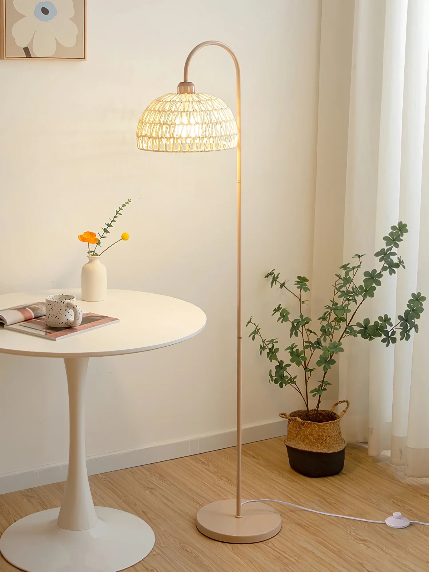 Rattan Arch Floor Lamp - Yiarolight