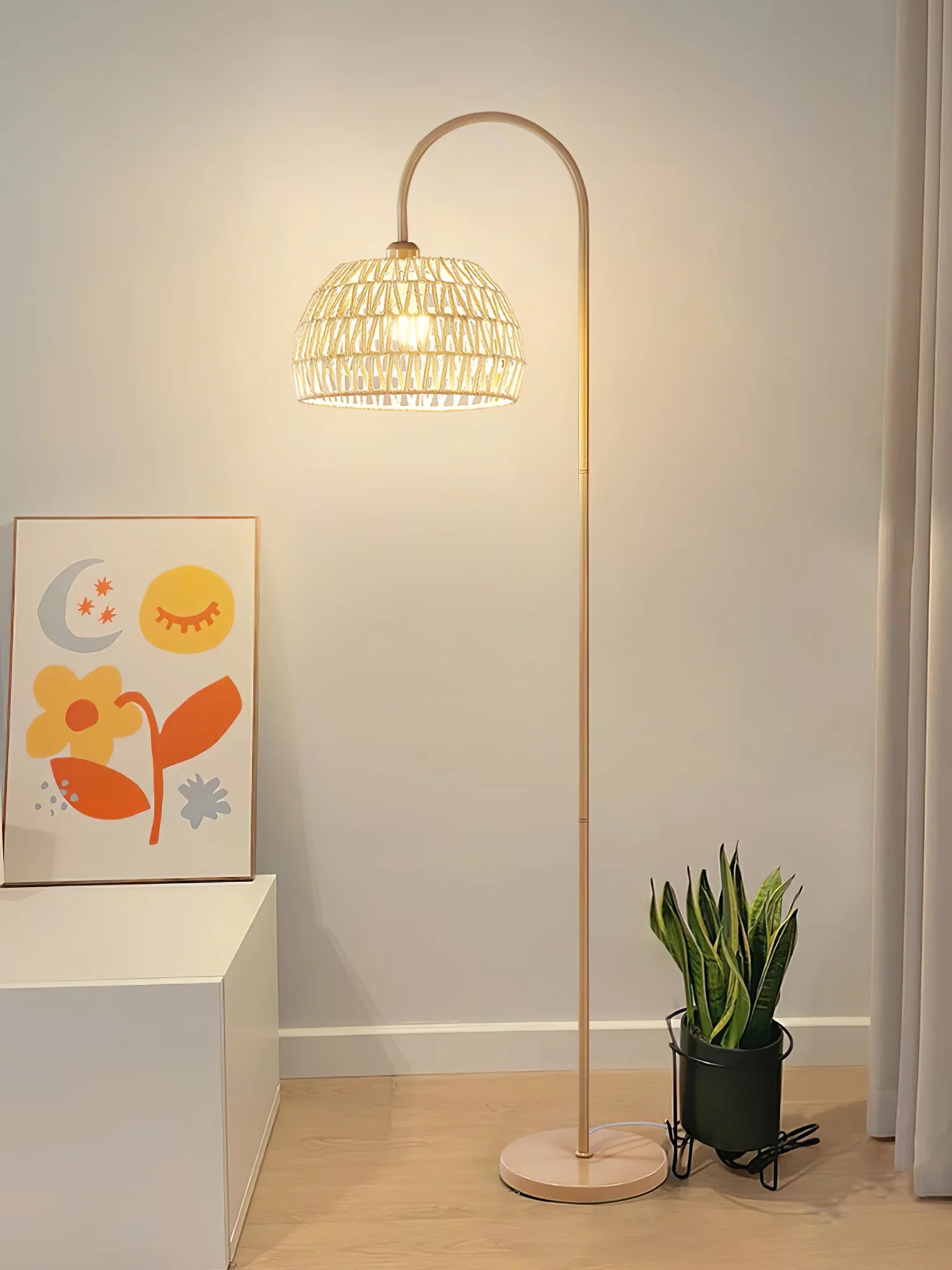 Rattan Arch Floor Lamp - Yiarolight