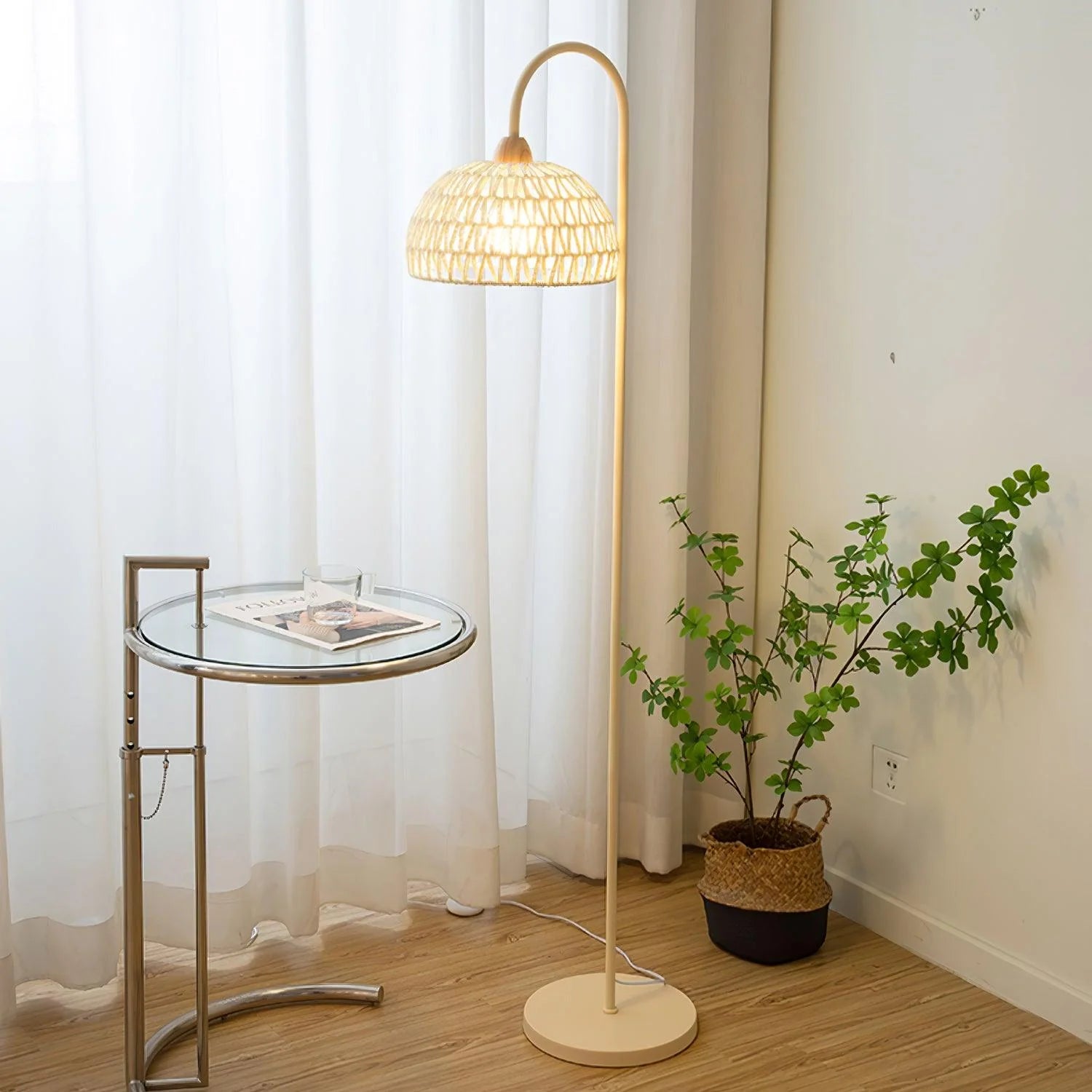 Rattan Arch Floor Lamp - Yiarolight