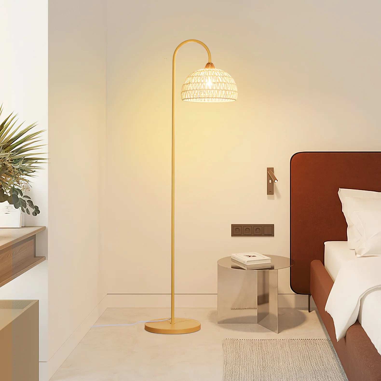 Rattan Arch Floor Lamp - Yiarolight