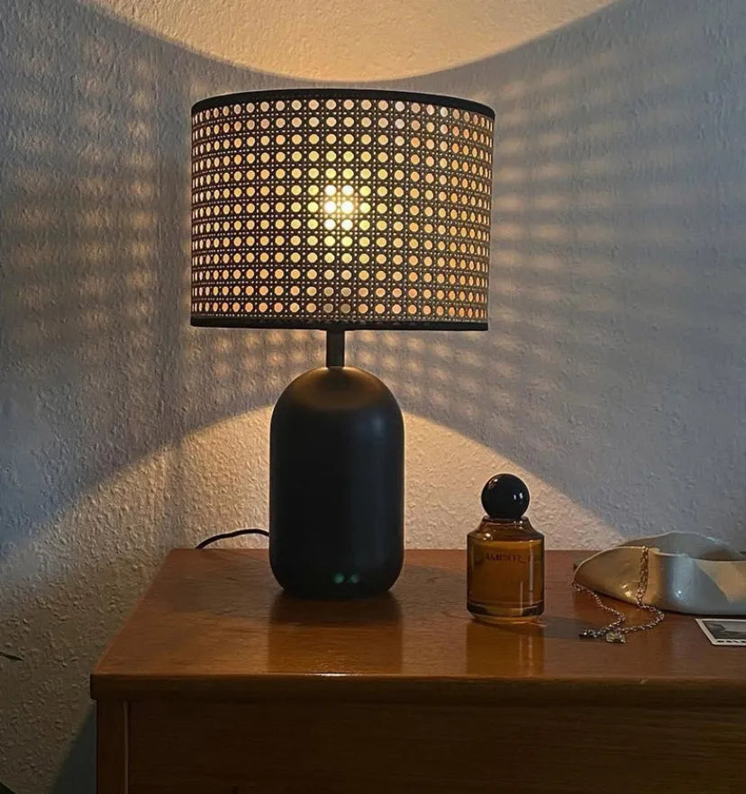 Rattan Table Lamp - Auraolight