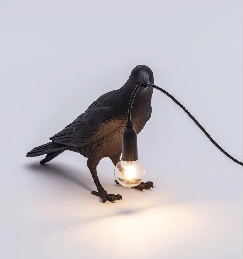 Raven Resin Table Lamp - Yiarolight