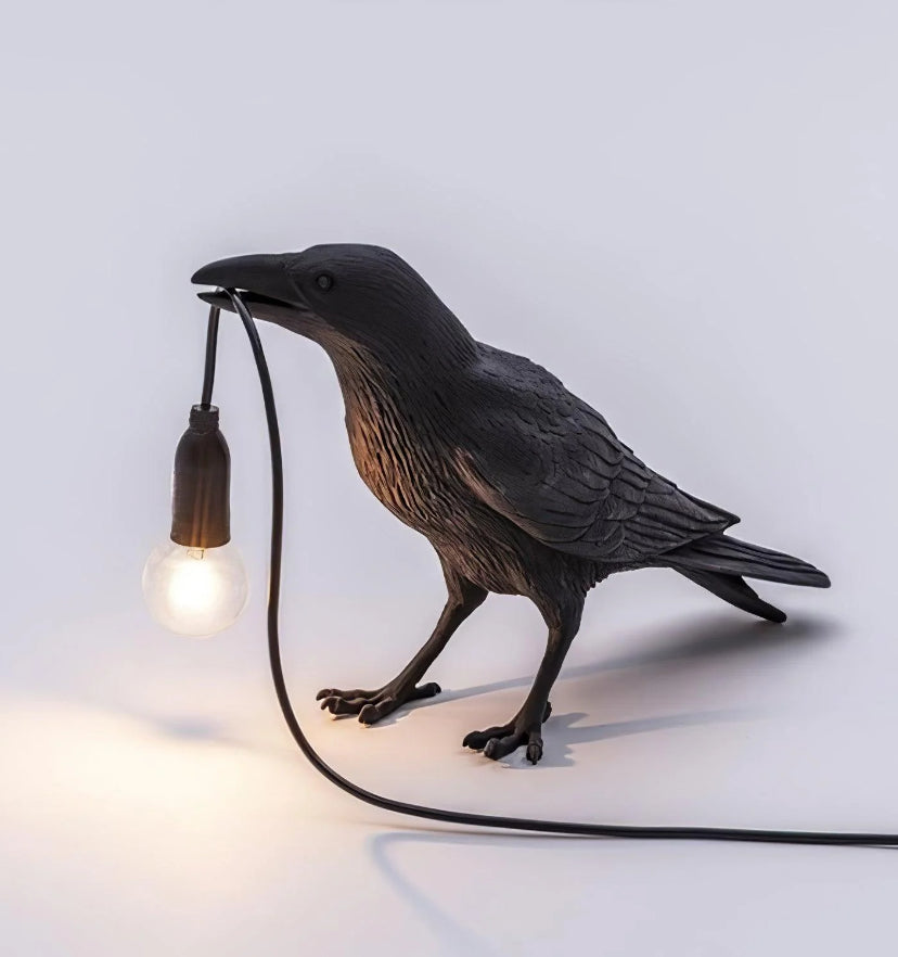 Raven Resin Table Lamp - Yiarolight