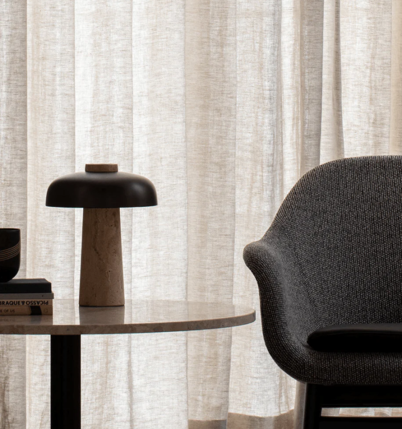 Reverse Table Lamp - Yiarolight