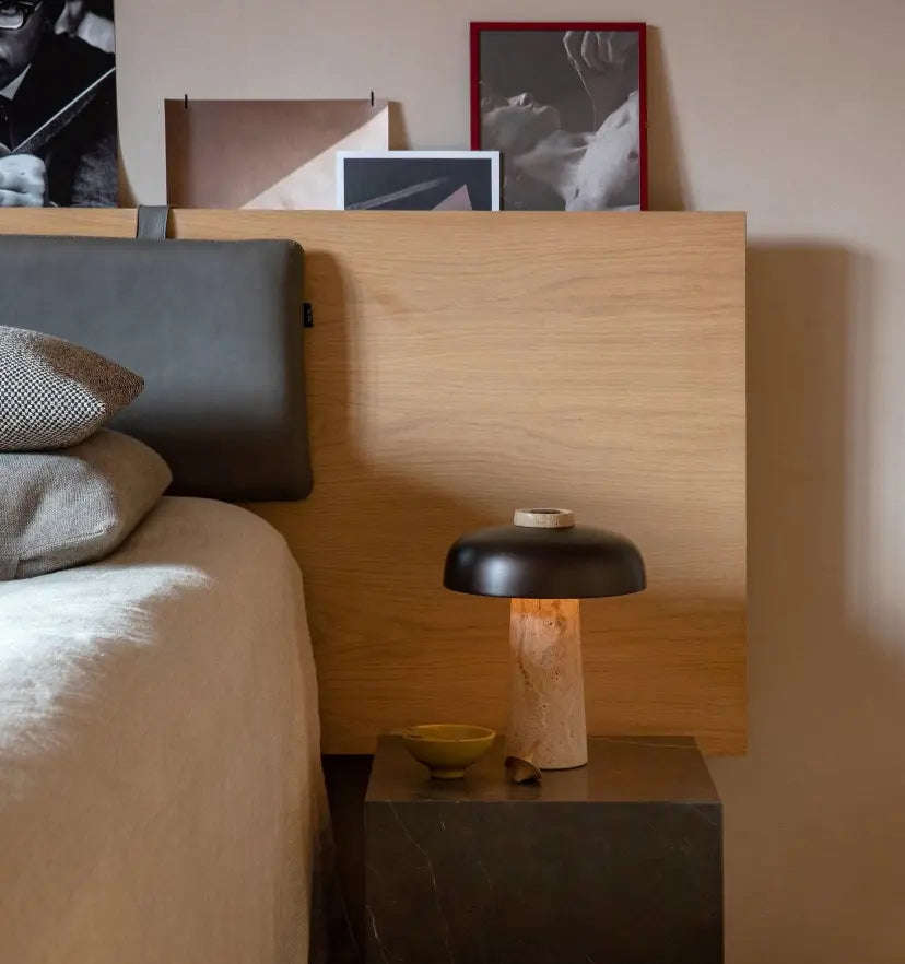Reverse Table Lamp - Yiarolight