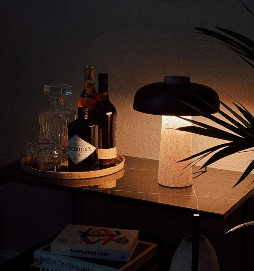 Reverse Table Lamp - Yiarolight