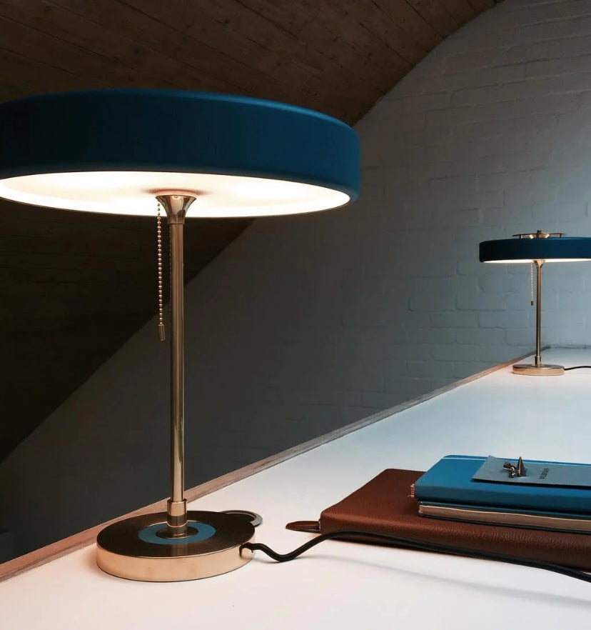Revolve Table Lamp - Yiarolight