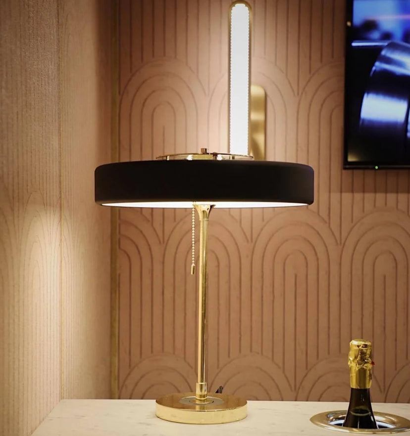 Revolve Table Lamp - Yiarolight