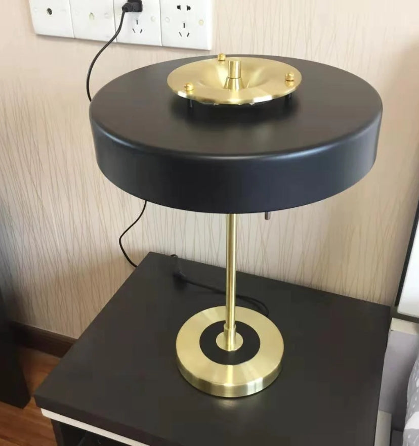 Revolve Table Lamp - Yiarolight