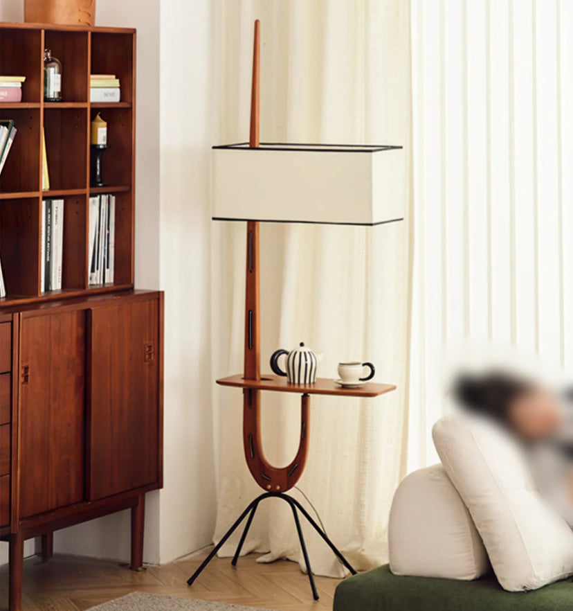 Rispal Giraffe Floor Lamp - Yiarolight