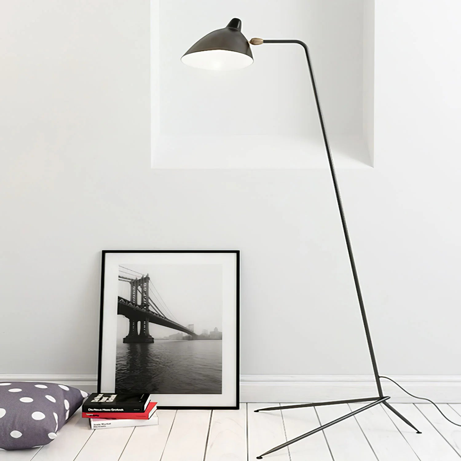 Serge Mouille Floor Lamp - Yiarolight