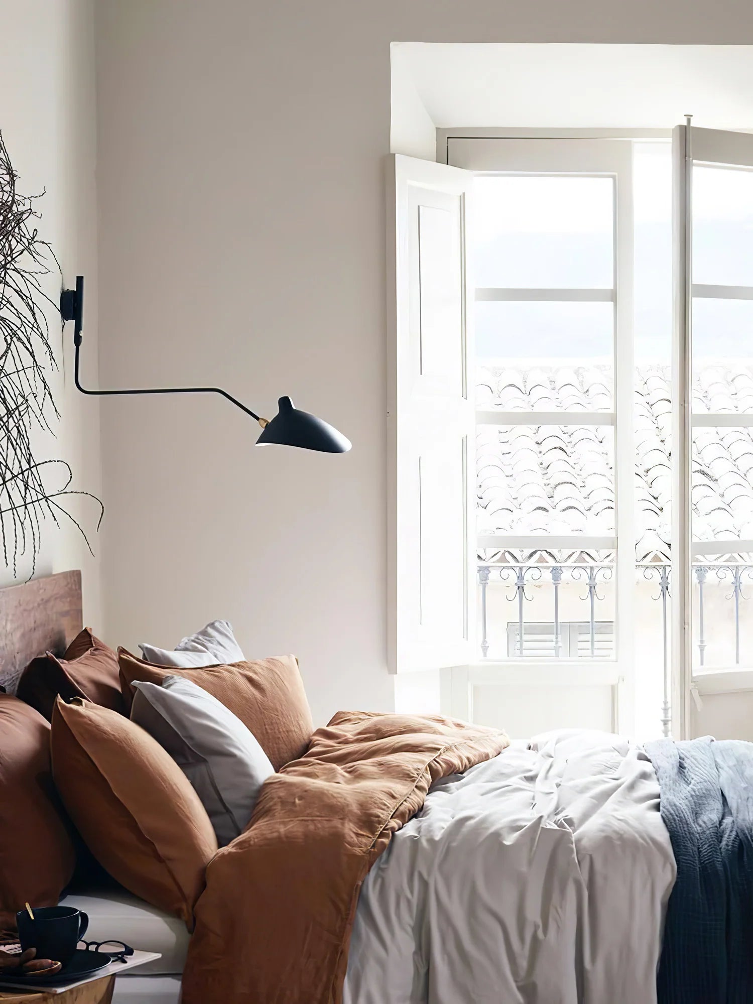 Serge Mouille Wall Lamp - Yiarolight