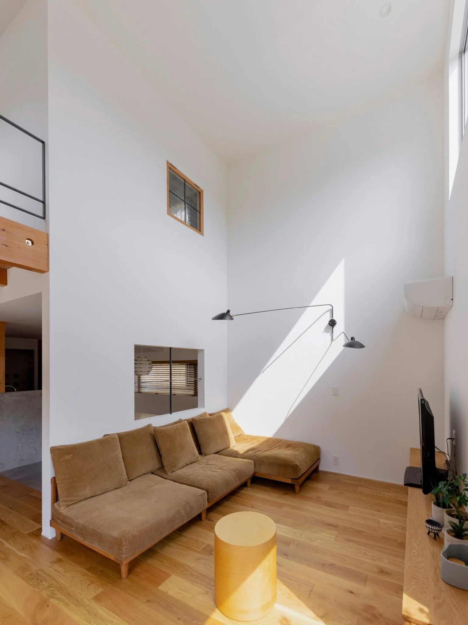 Serge Mouille Wall Lamp - Yiarolight