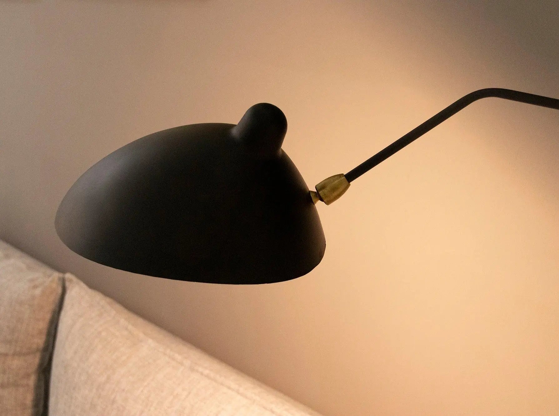 Serge Mouille Wall Lamp - Yiarolight