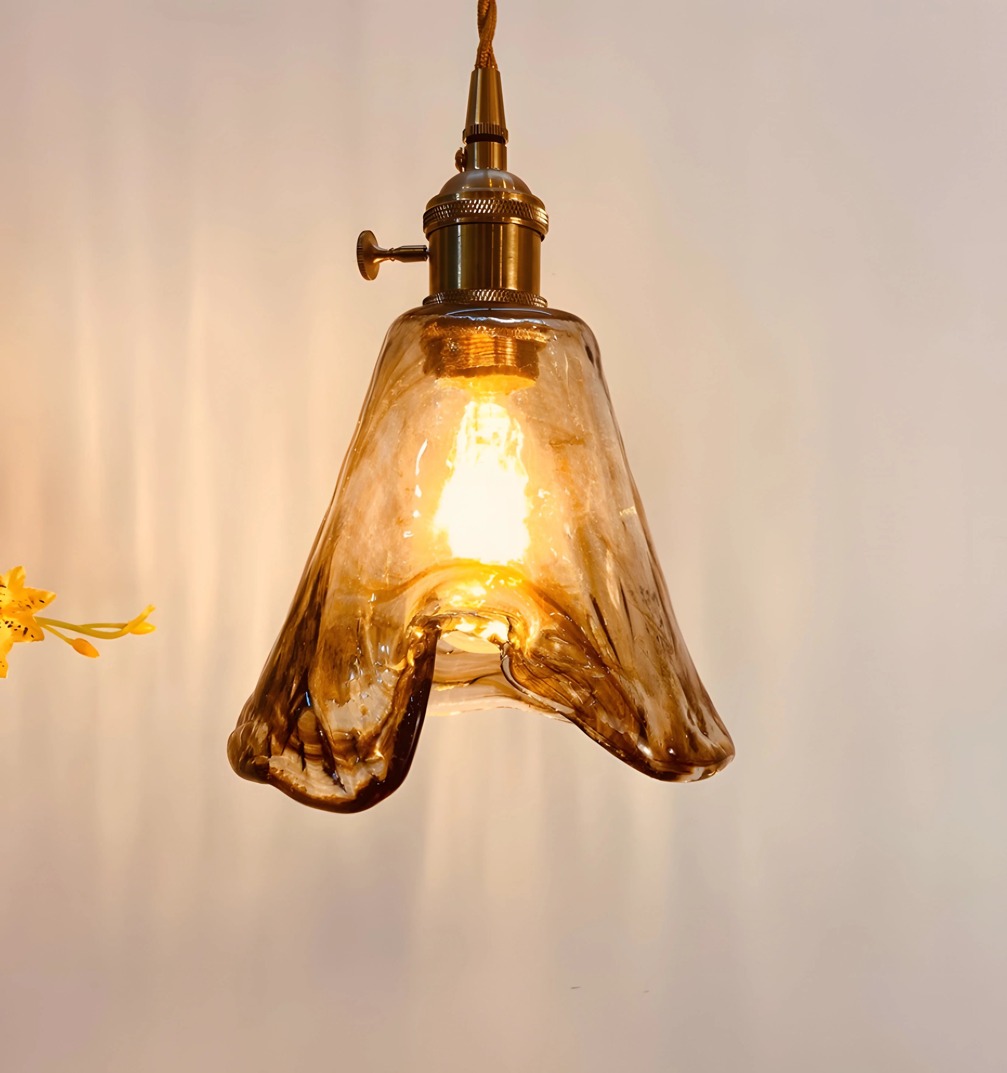 Sergia Glass Pendant Light - Auraolight