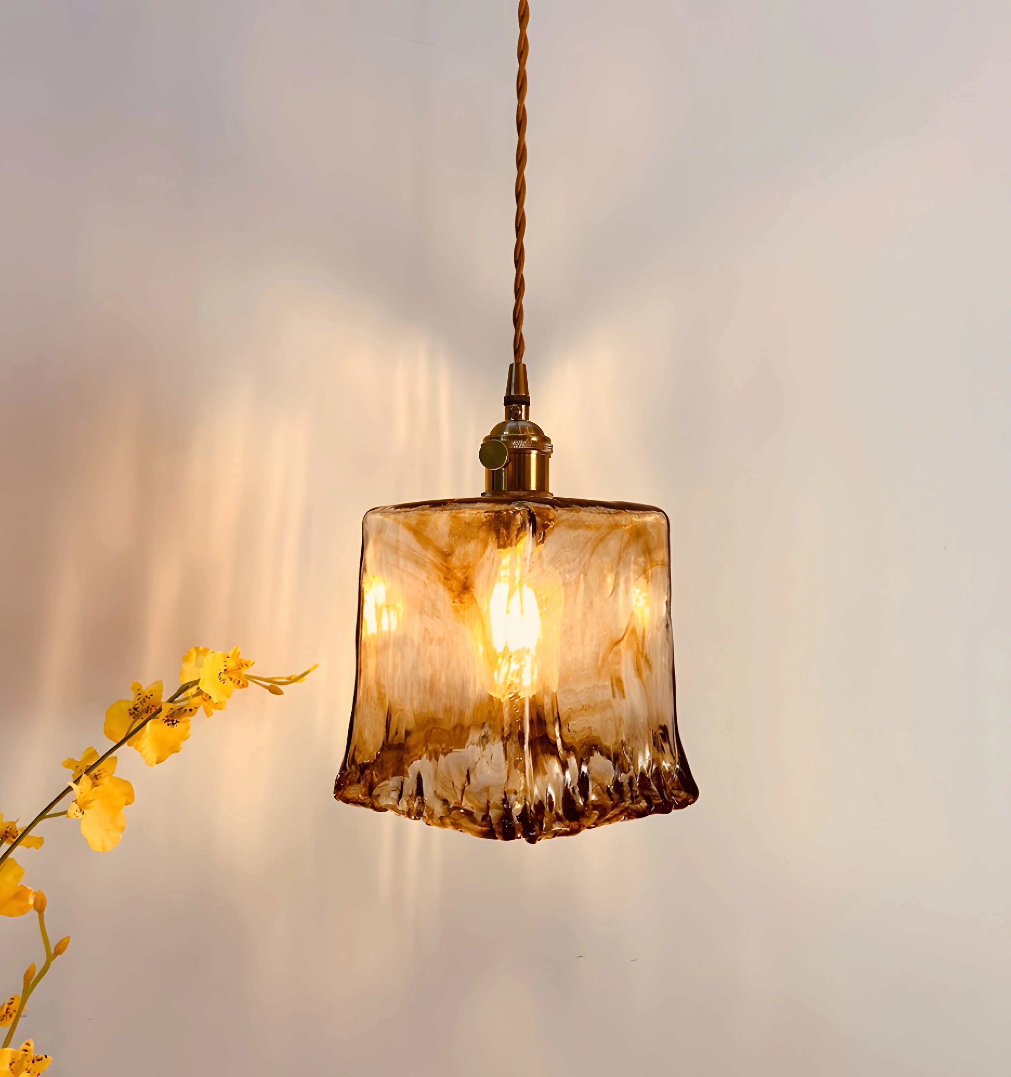 Sergia Glass Pendant Light - Auraolight