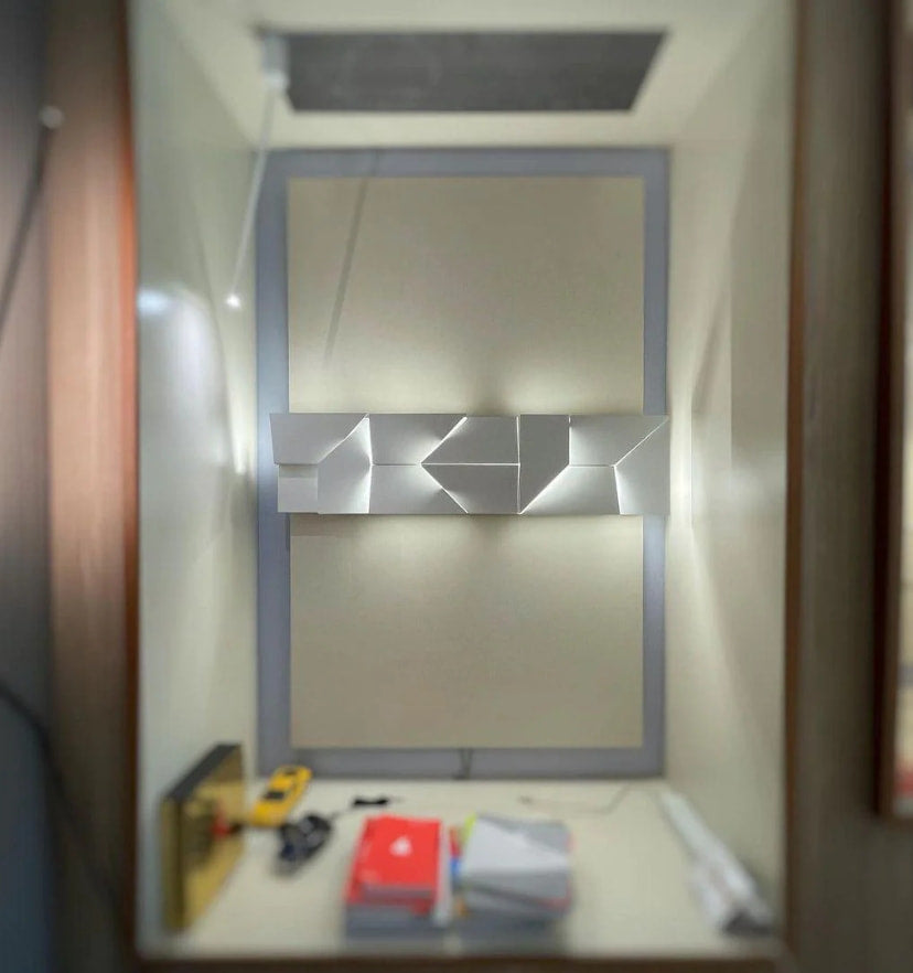 Shadows Wall Lamp - Yiarolight