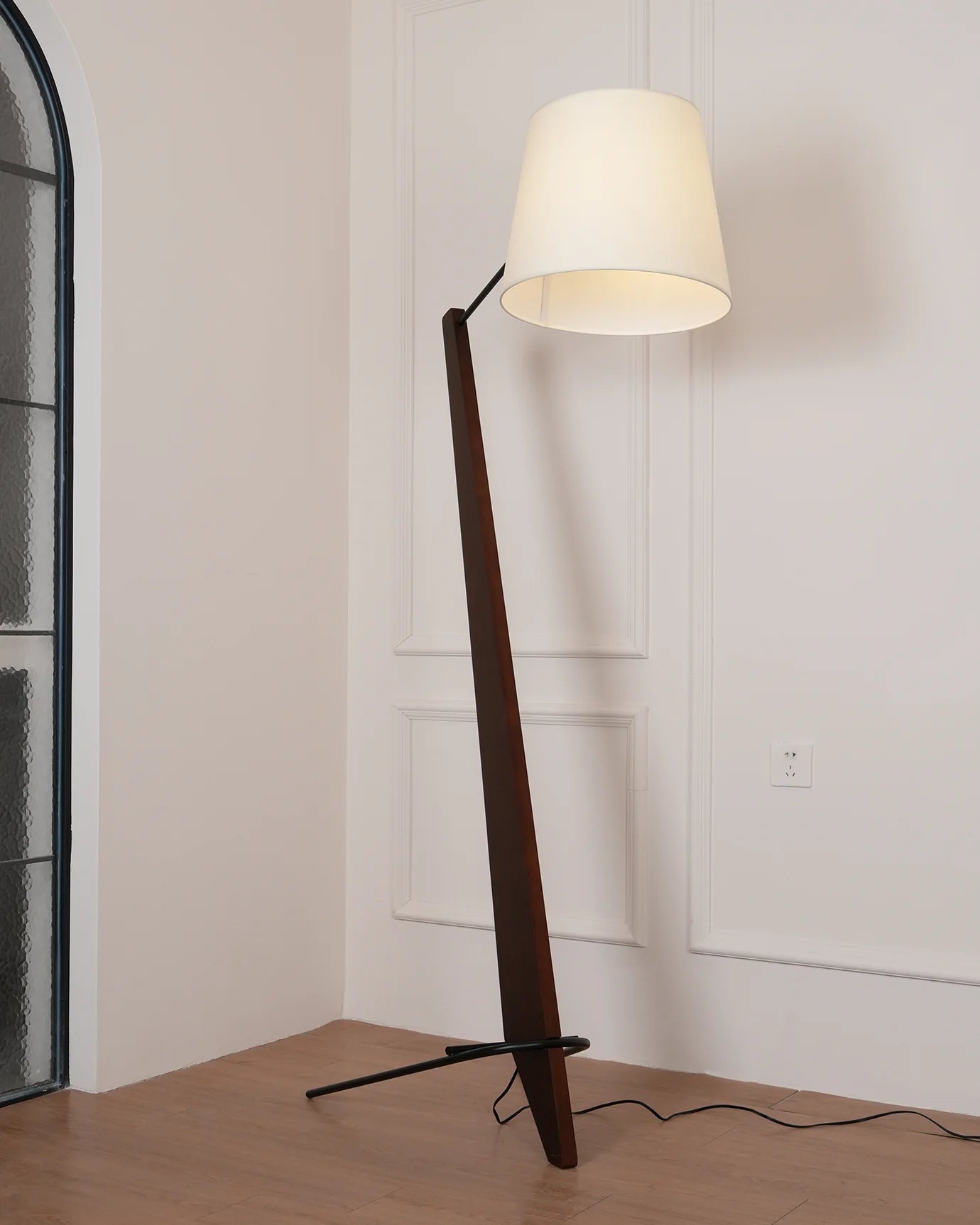 Silva Giant Floor Lamp - Yiarolight